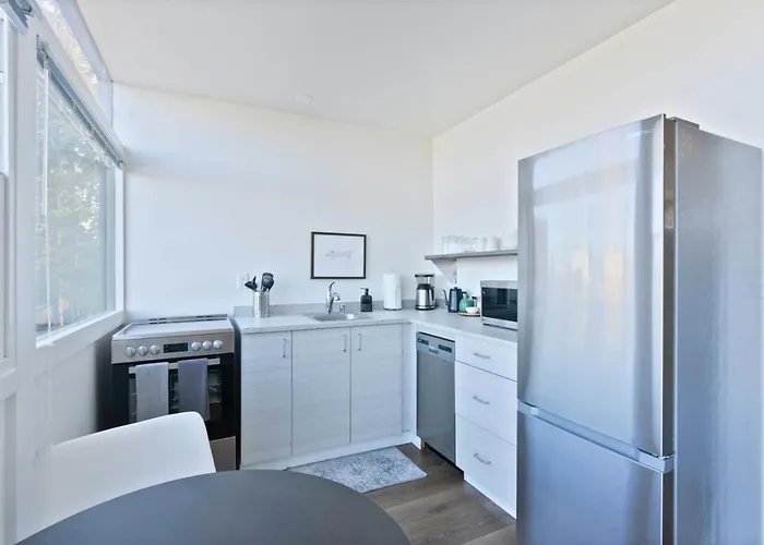 Historic Modern Apartment Park Free W Dt Views
